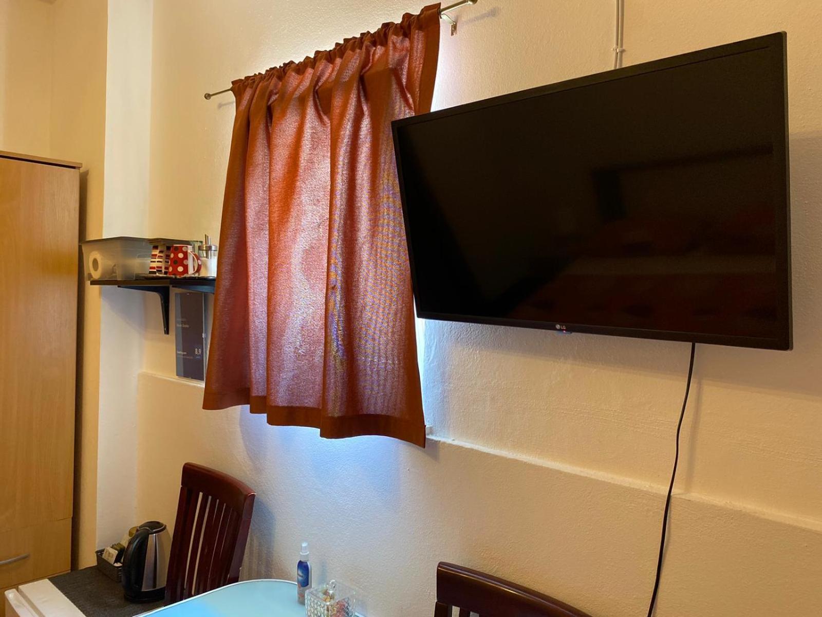 Room Sandra มาทุลยี ภายนอก รูปภาพ